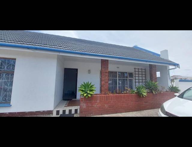3 BEDROOM PROPERTY TO RENT IN GRASSY PARK